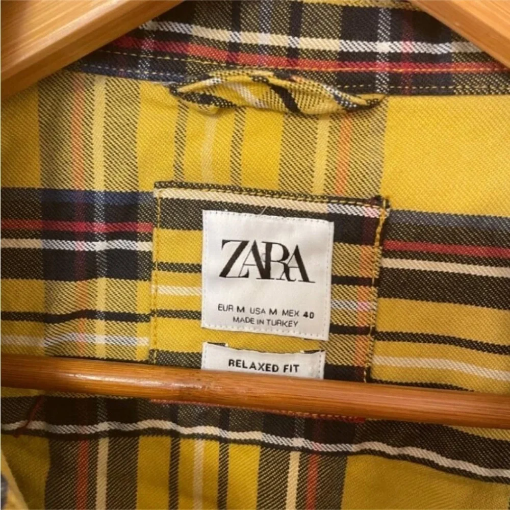 ZARA Men’s Plaid Zip Front Relaxed Fit Barn Jacket